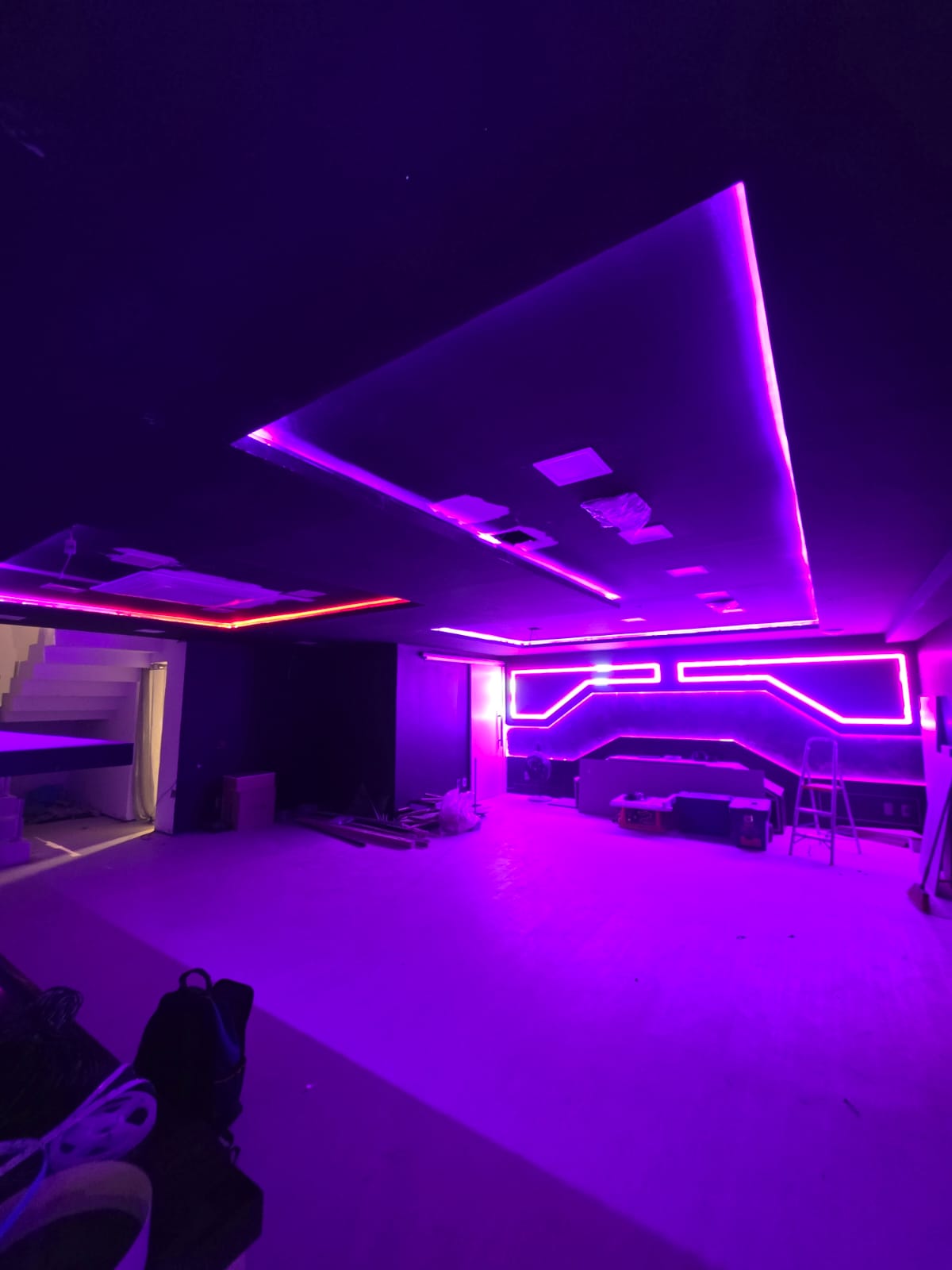Instalação de fita-led RGB sequêncial